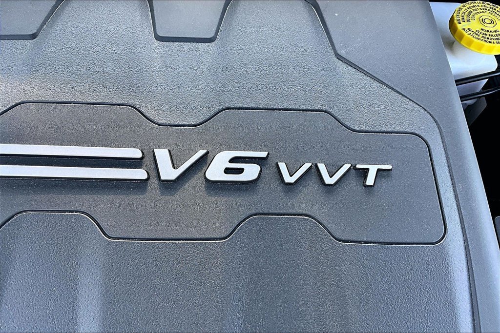Used 2022 Jeep Cherokee Trailhawk w/ Comfort/Convenience Group AWD/4WD image 30