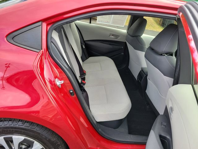 Used 2020 Toyota Corolla LE image 16