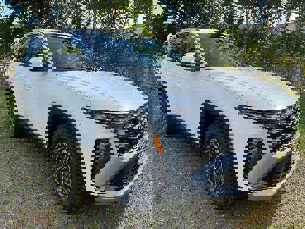 New 2026 Hyundai Tucson Blue SE AWD/4WD image 1