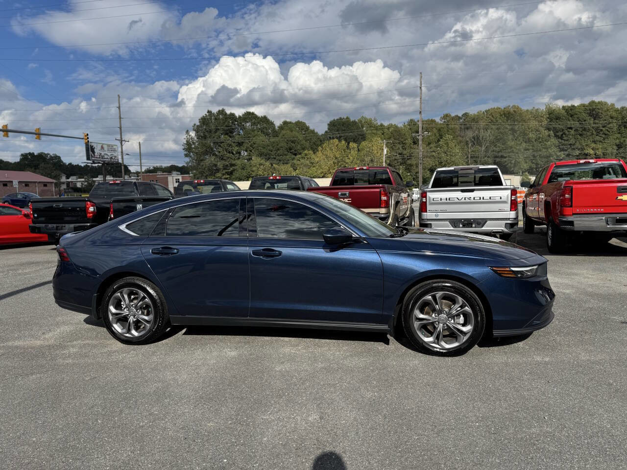 Used 2024 Honda Accord EX image 26