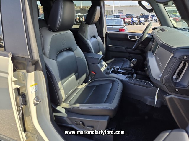 New 2026 Ford Bronco Outer Banks AWD/4WD image 13