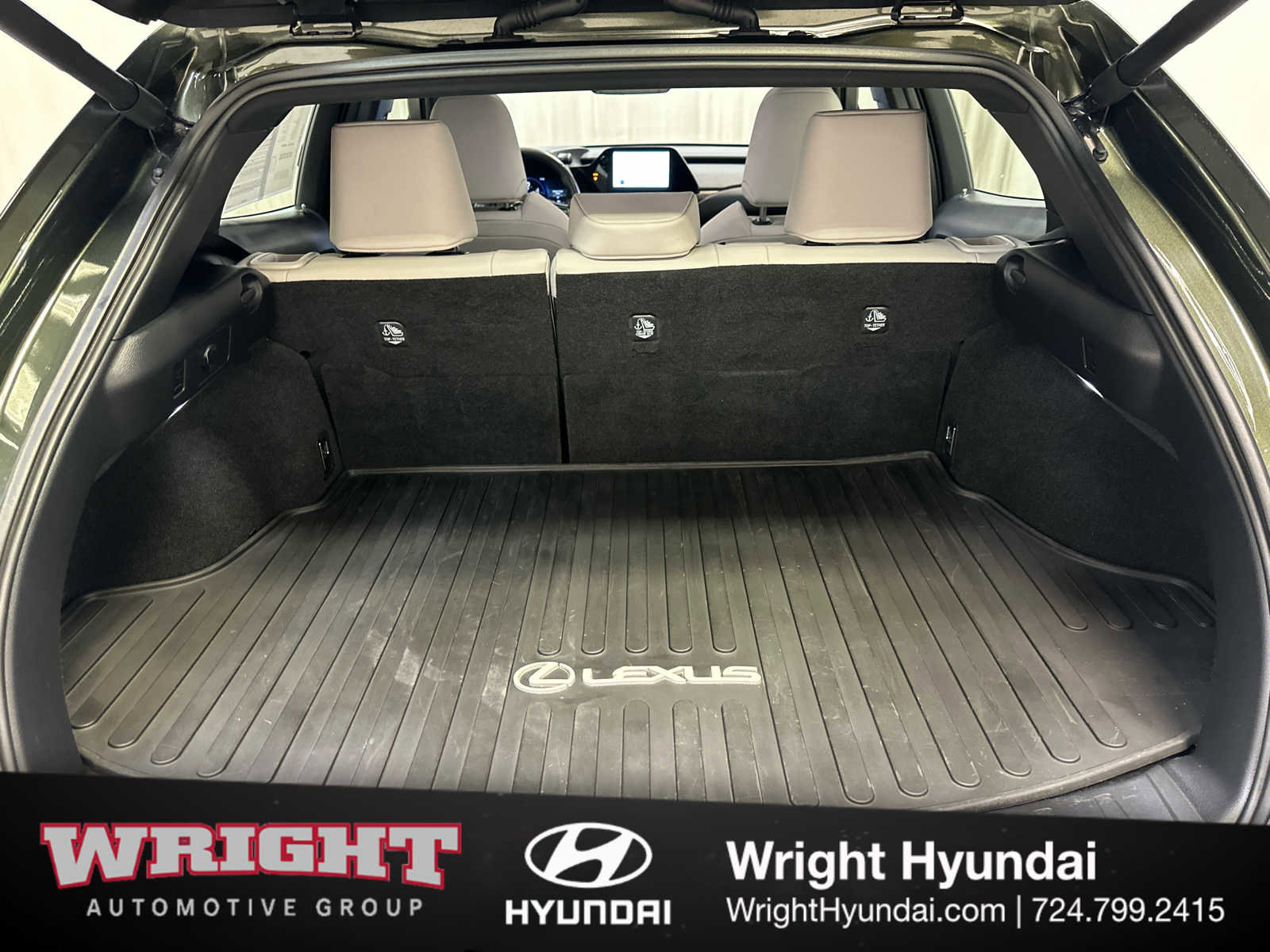 Used 2025 Lexus UX 300h AWD w/ Cold Area Package image 14