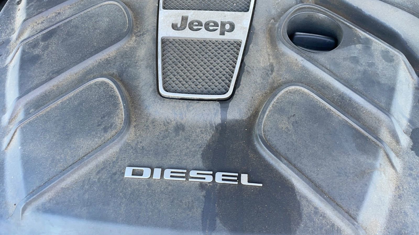 Used 2015 Jeep Grand Cherokee High Altitude RWD image 36