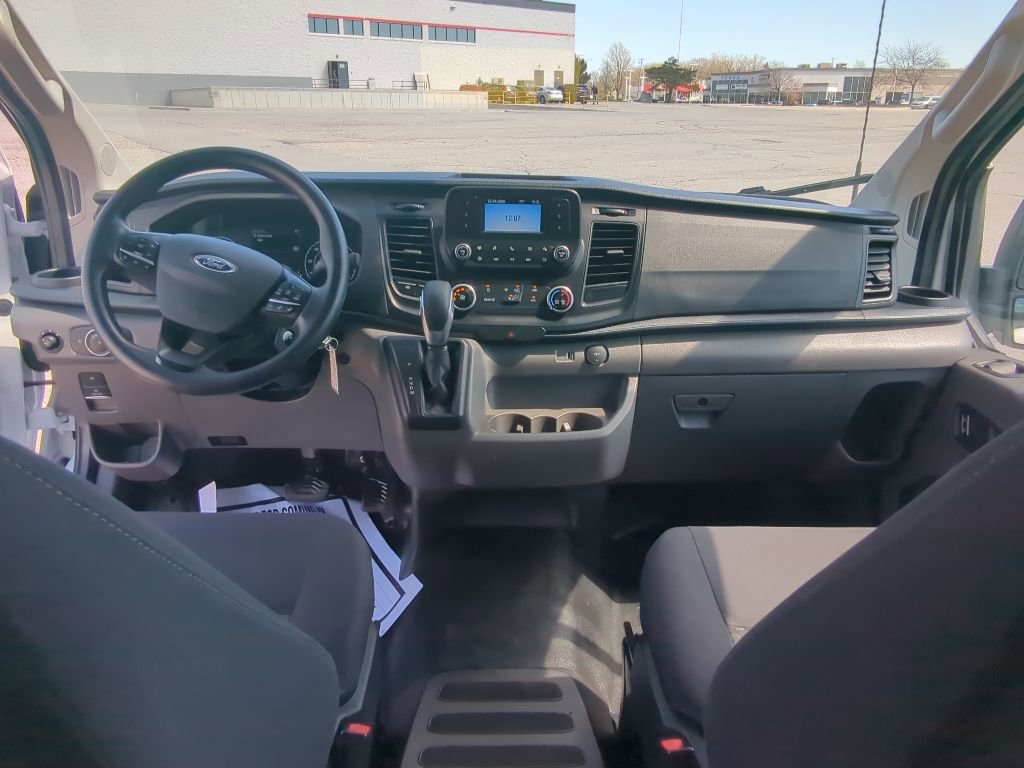 Used 2023 Ford Transit 250 Low Roof AWD w/ Exterior Upgrade Package image 17