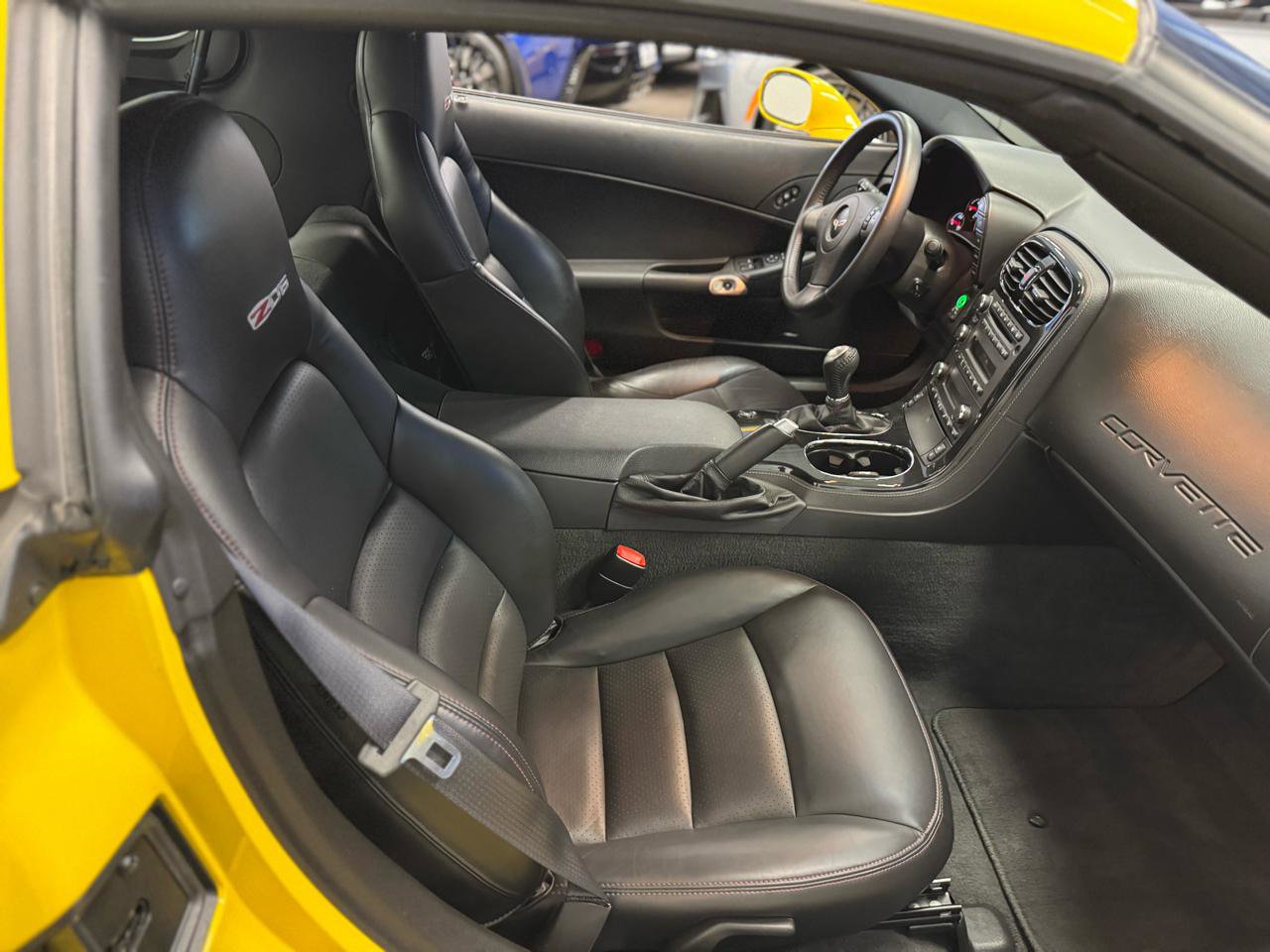 Used 2008 Chevrolet Corvette Z06 w/ Preferred Equipment Group image 15