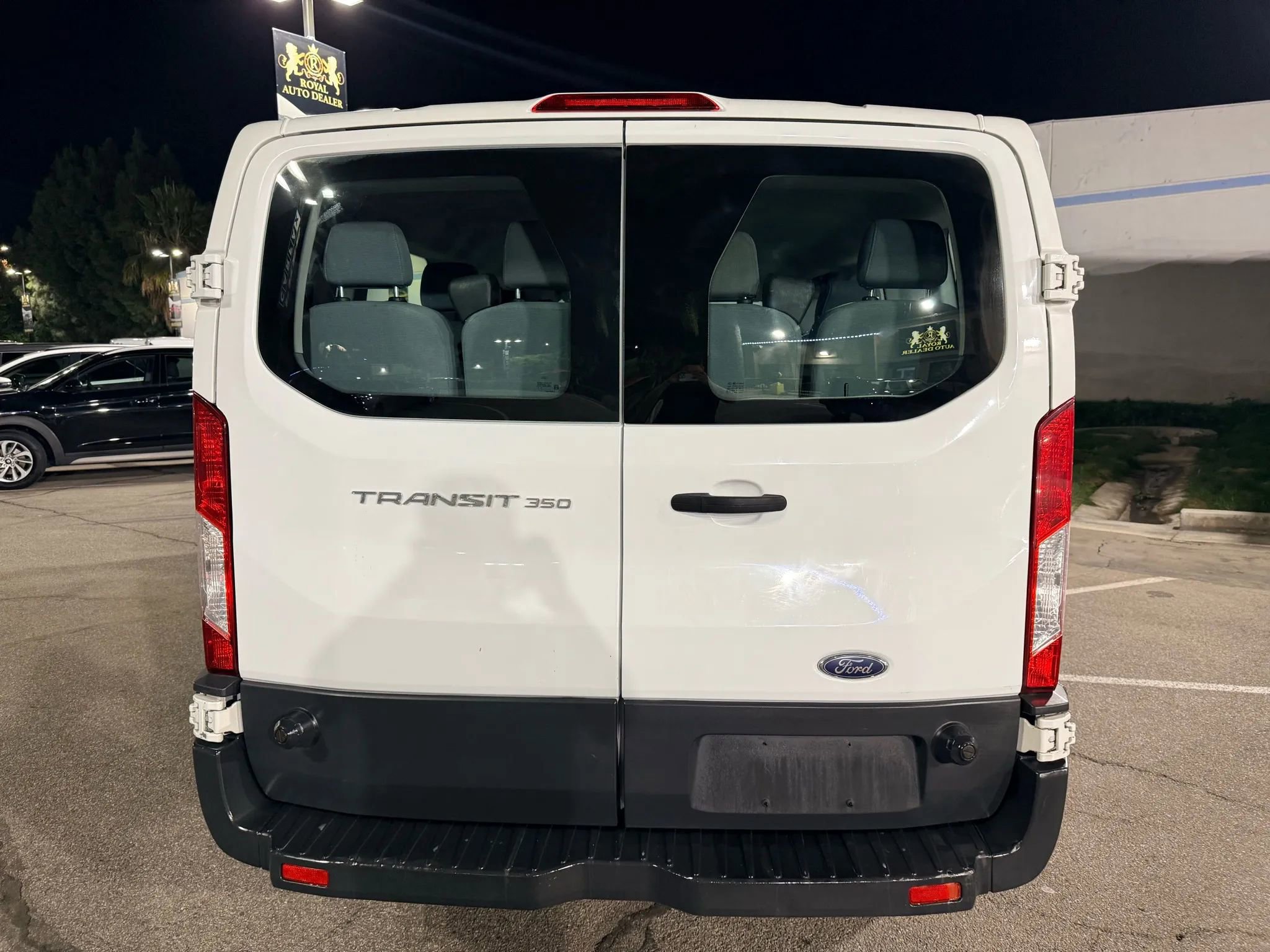 Used 2015 Ford Transit 350 XLT RWD image 32