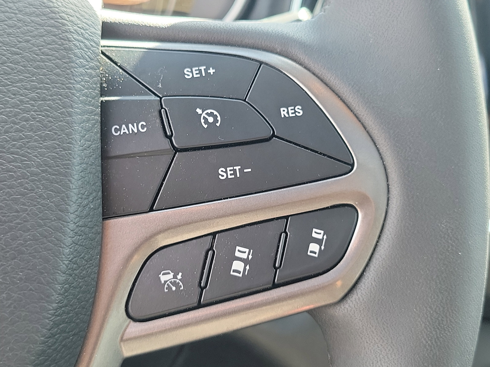 Certified 2022 Jeep Cherokee Limited image 22