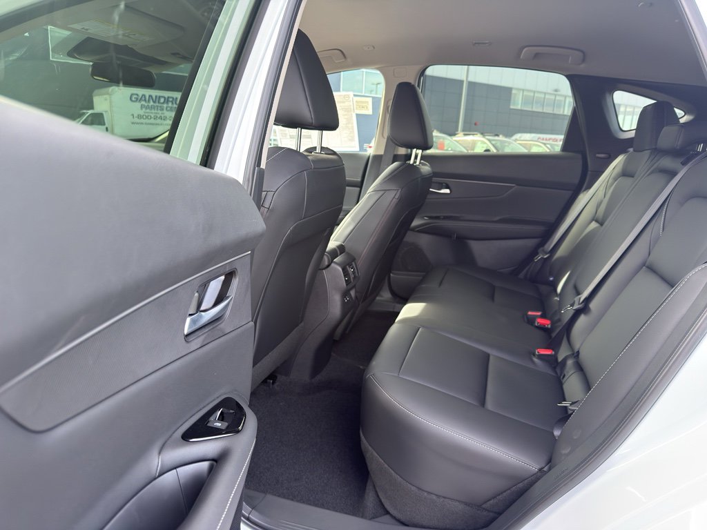 New 2026 Nissan Murano SV image 29