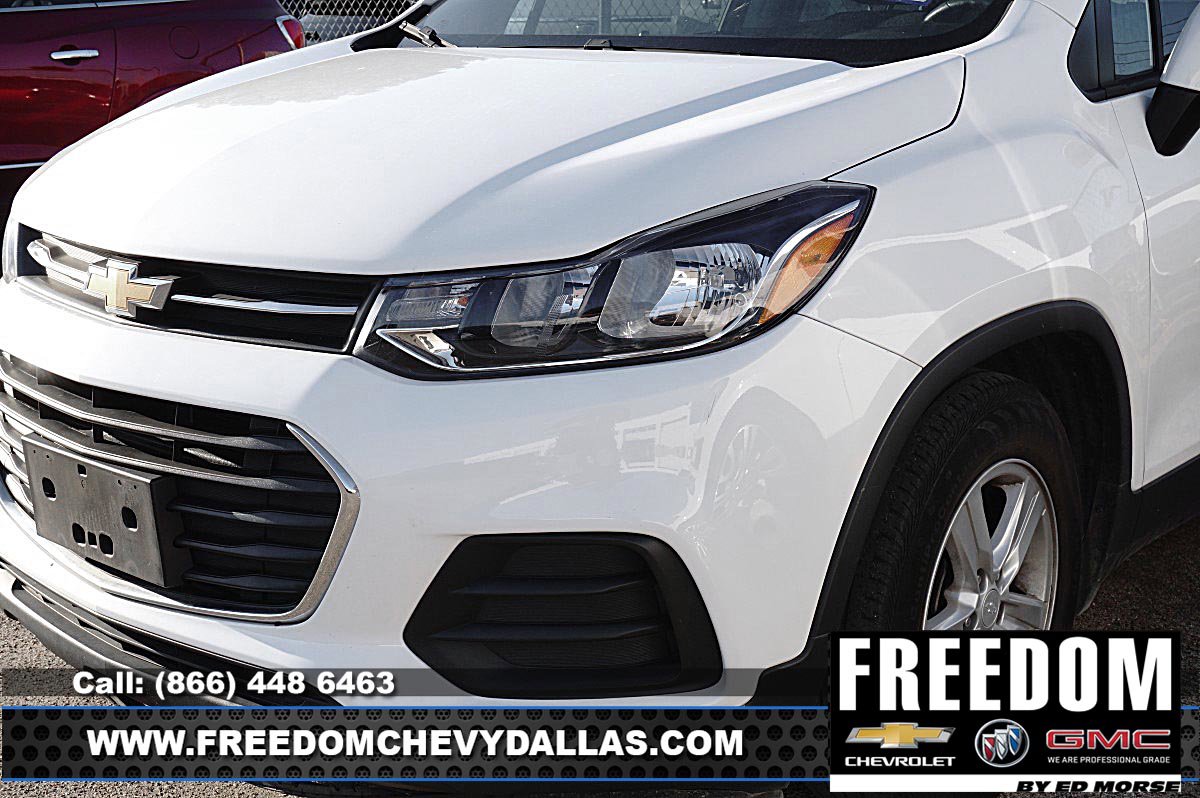 Used 2020 Chevrolet Trax LS w/ Tint and Cruise Package FWD image 7