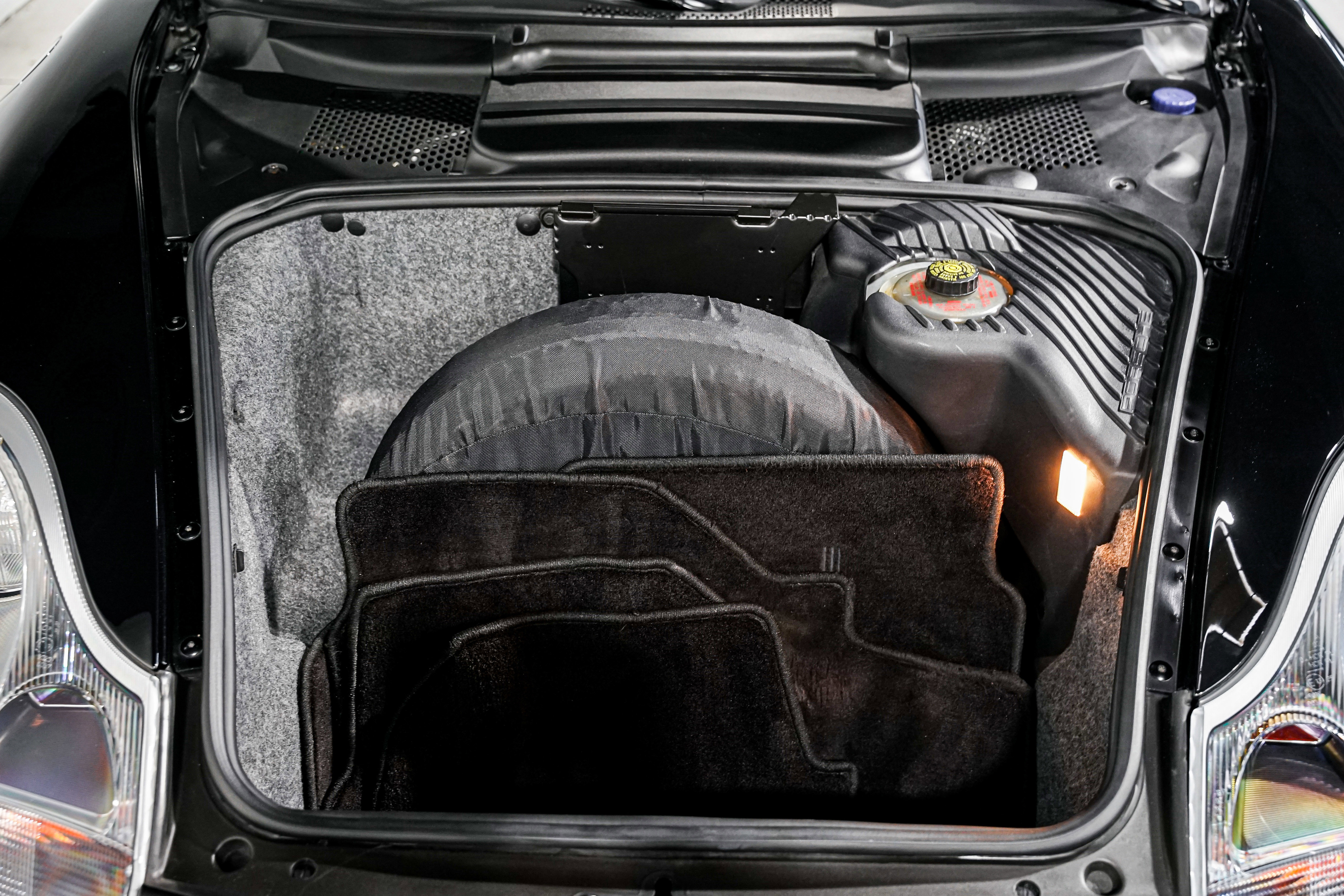 Used 1999 Porsche 911 Carrera image 36