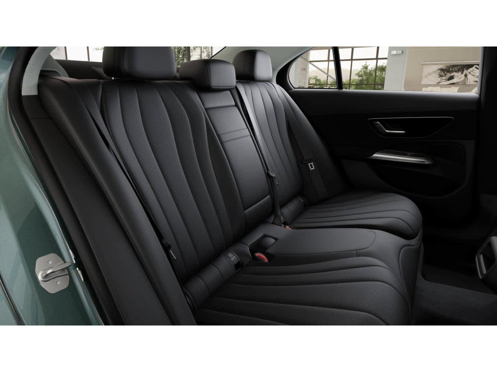 New 2026 Mercedes-Benz E 350 4MATIC Sedan image 5