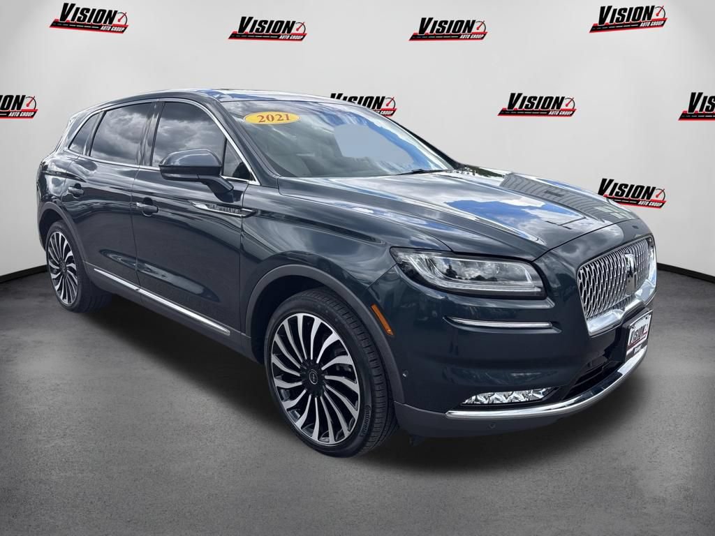Used 2021 Lincoln Nautilus Black Label AWD/4WD image 3