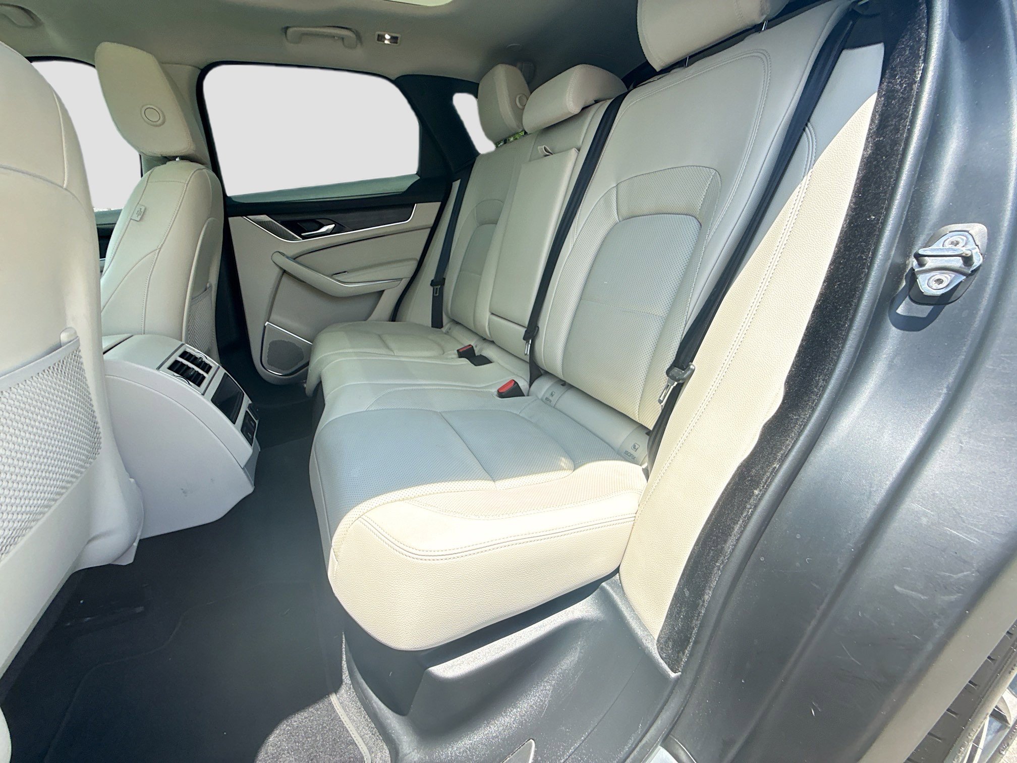 Used 2022 Jaguar F-PACE S AWD/4WD image 20