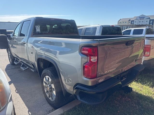 Used 2025 Chevrolet Silverado 2500 Custom w/ Custom Convenience Package image 4
