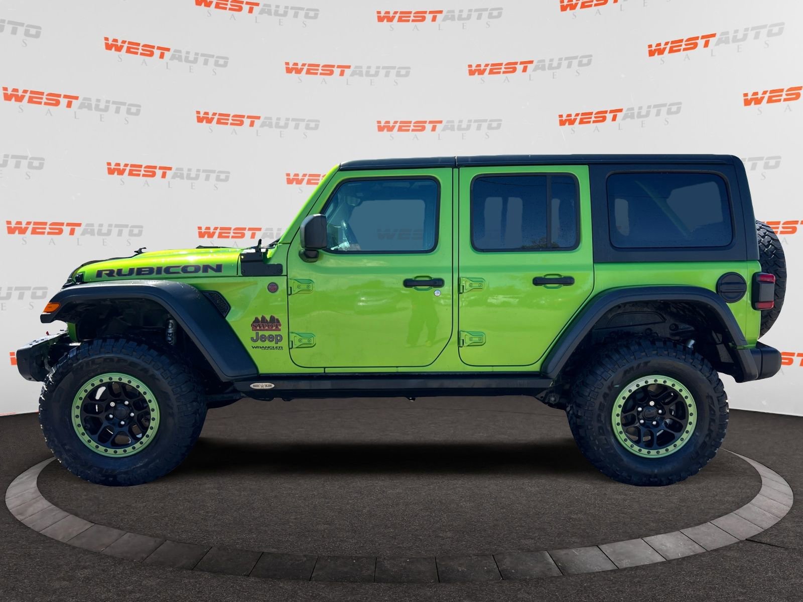 Used 2019 Jeep Wrangler Unlimited Rubicon AWD/4WD image 2