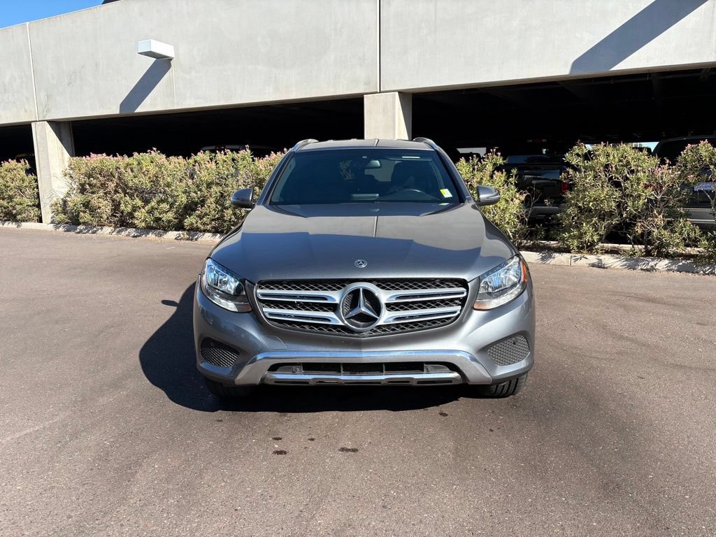 Used 2019 Mercedes-Benz GLC 300 4MATIC image 3