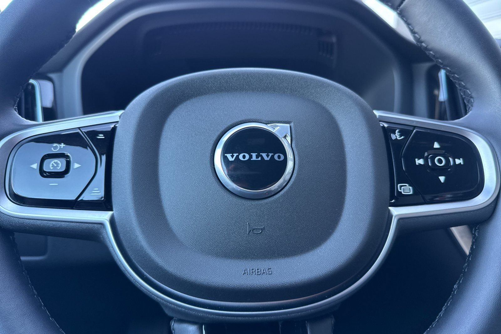 Certified 2026 Volvo XC60 B5 Plus w/ Protection Package Premier AWD/4WD image 26