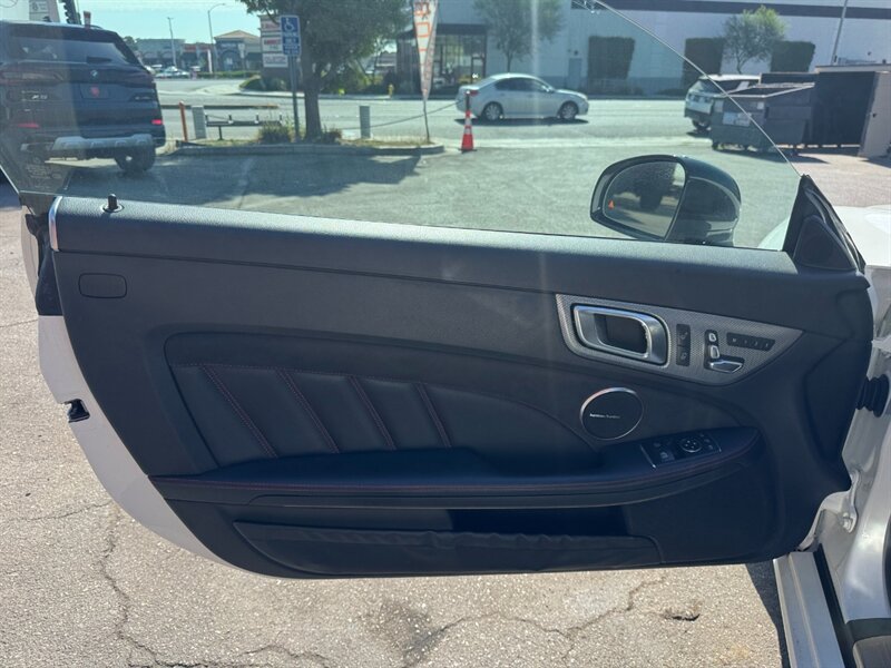 Used 2017 Mercedes-Benz SLC 43 AMG image 21