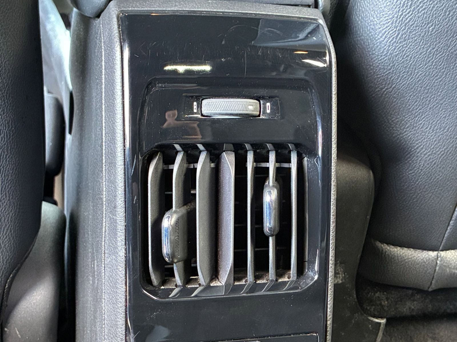 Used 2025 Jeep Compass Trailhawk image 22