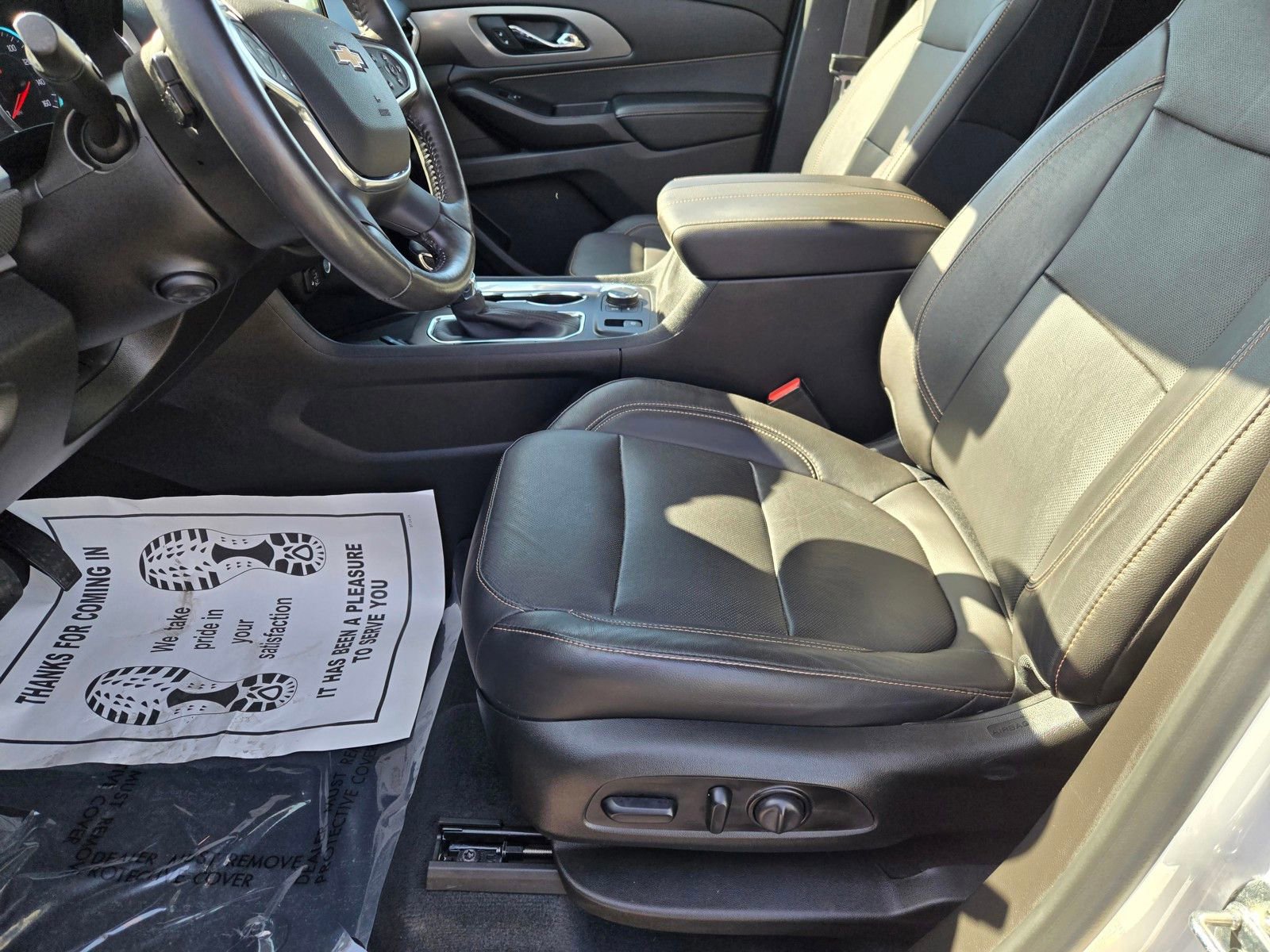 Used 2021 Chevrolet Traverse Premier w/ Redline Edition FWD image 19