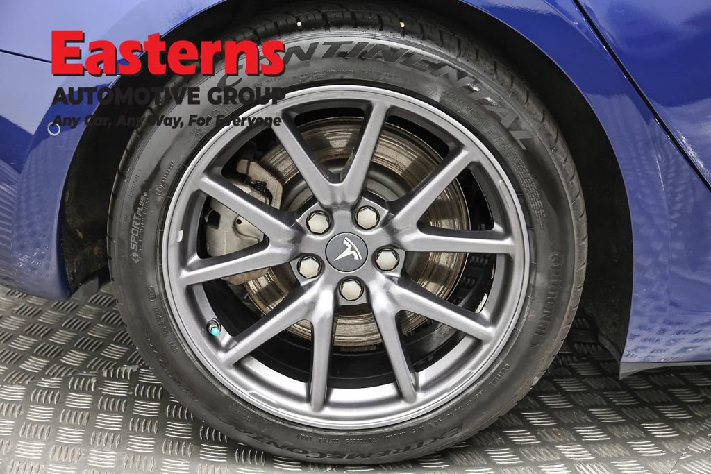 Used 2018 Tesla Model 3 Mid Range image 9