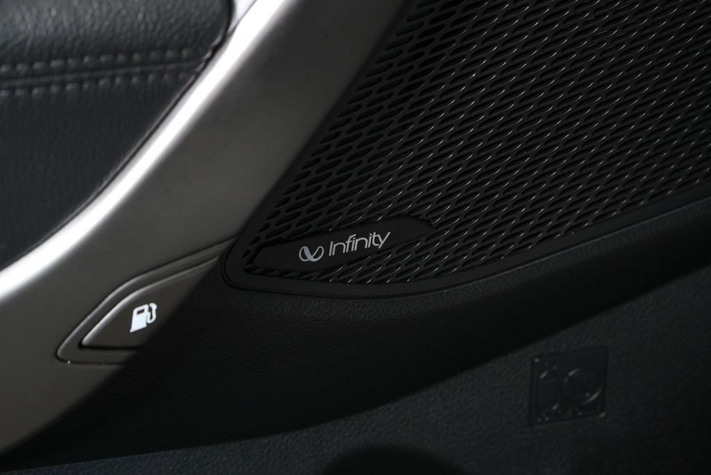 Used 2017 Hyundai Santa Fe Limited image 10