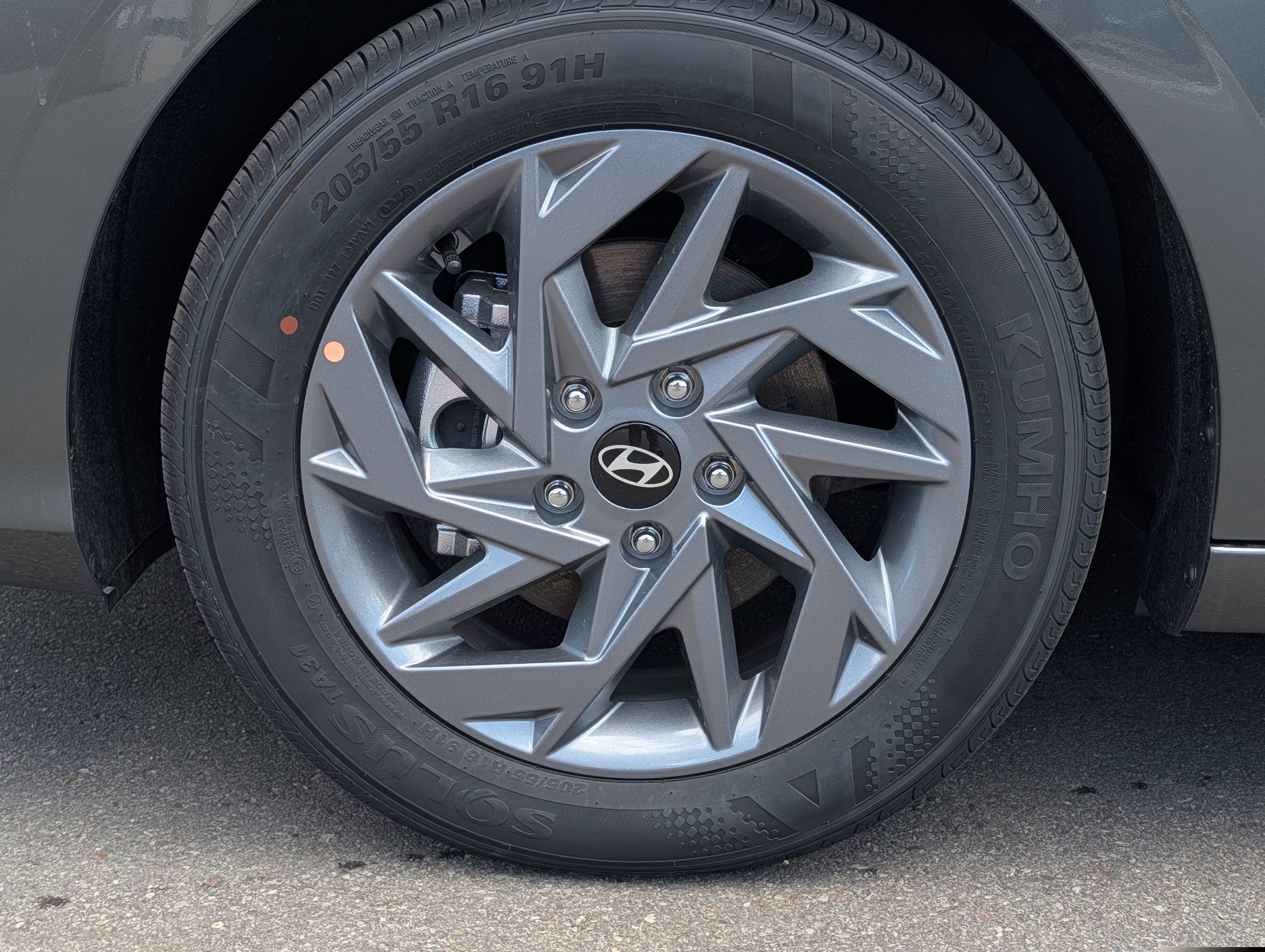 New 2026 Hyundai Elantra Hybrid FWD image 5