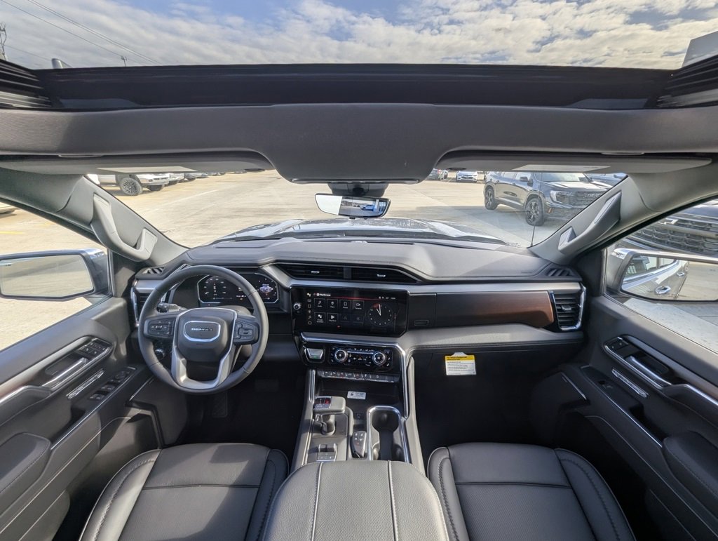 New 2026 GMC Sierra 1500 Denali w/ Denali Reserve Package image 18