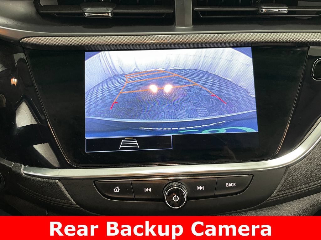 Certified 2023 Buick Encore GX Preferred w/ Cold Weather Comfort Package FWD image 3