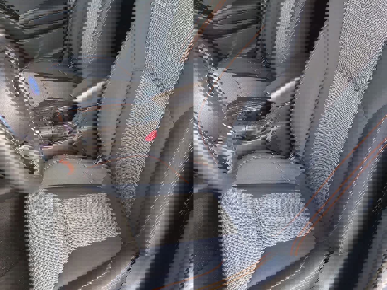 Used 2021 Subaru Crosstrek 2.0i Premium w/ Moonroof Package image 15