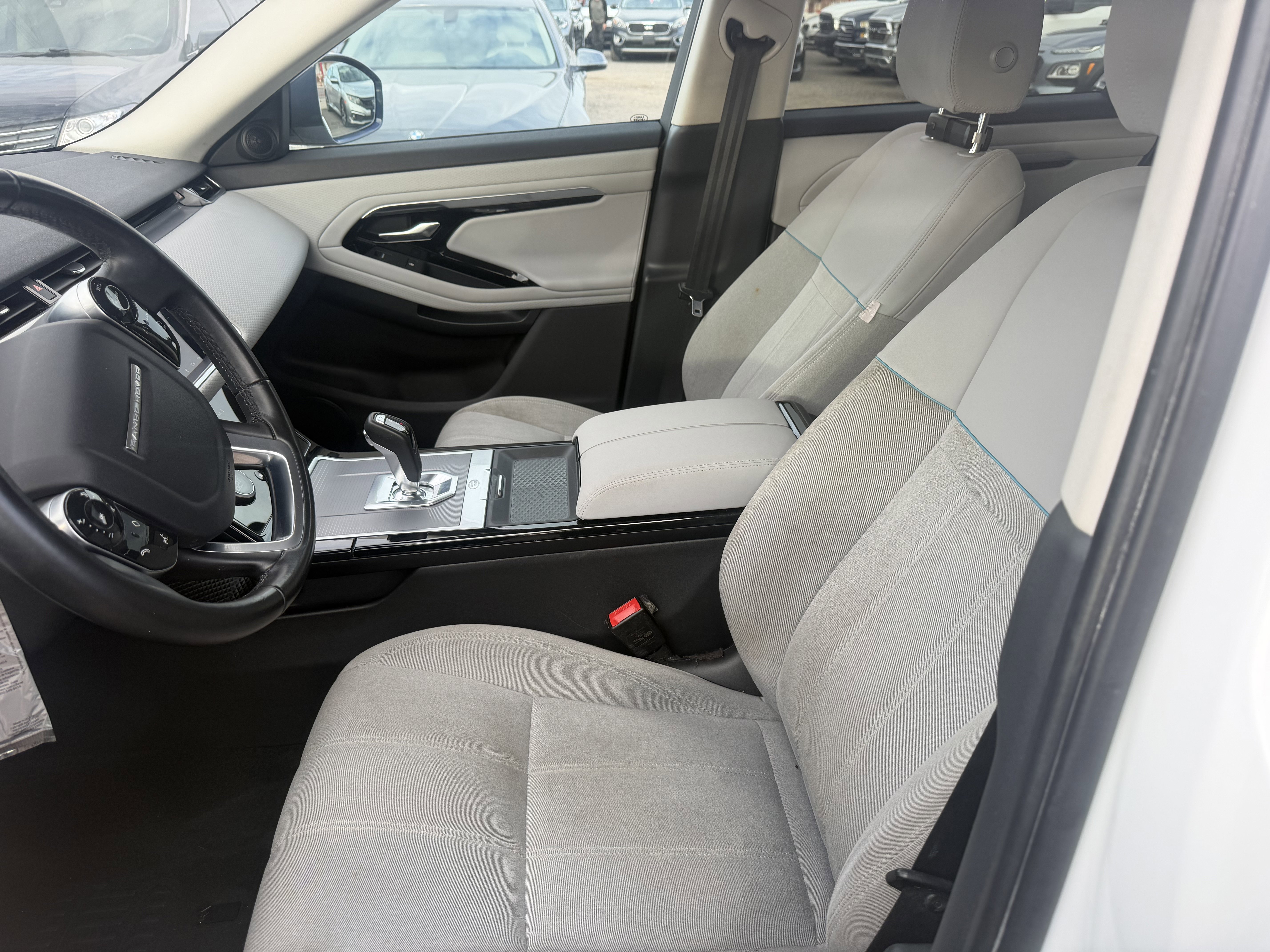 Used 2020 Land Rover Range Rover Evoque S AWD/4WD image 9