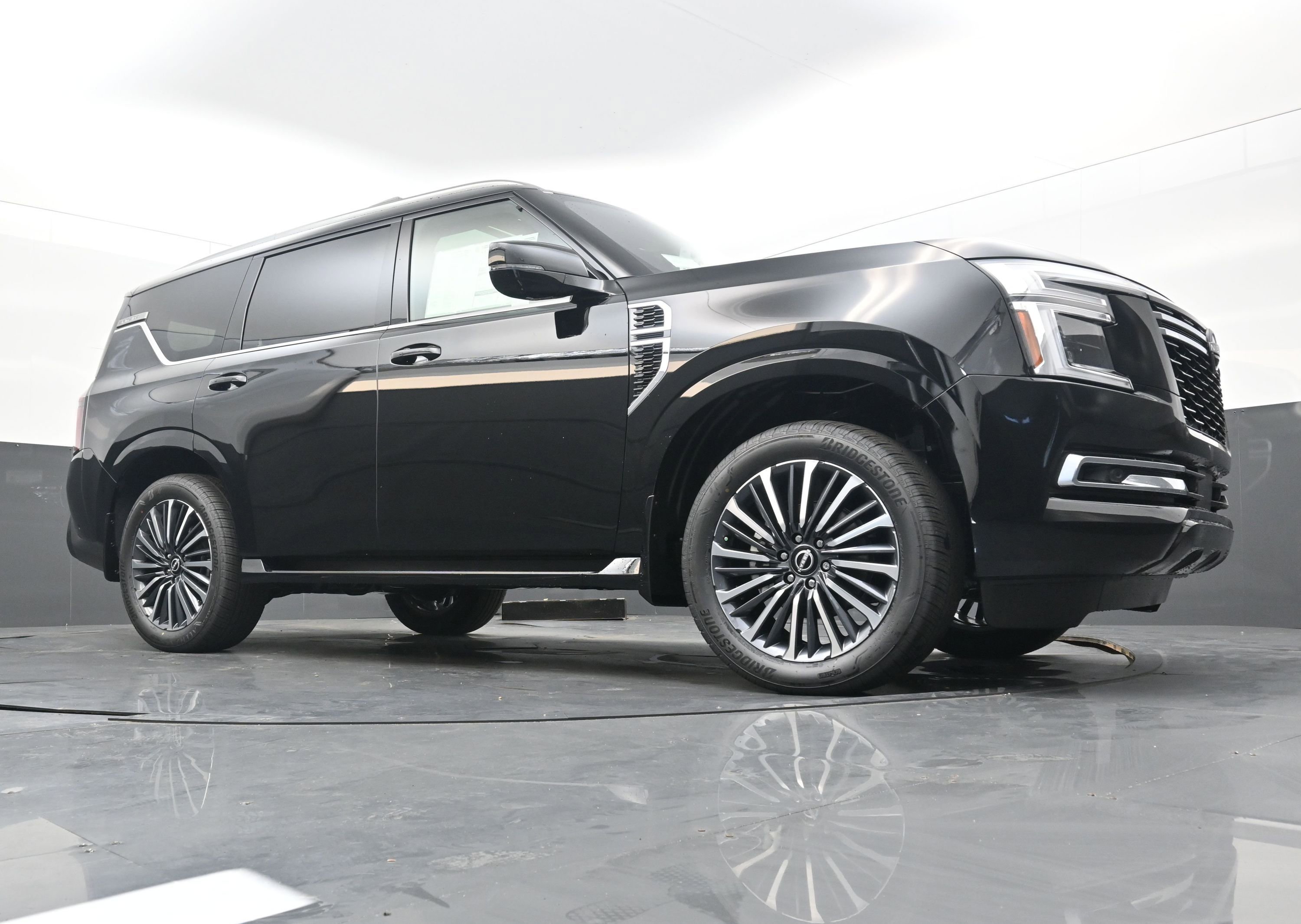 New 2025 Nissan Armada Platinum Reserve image 22