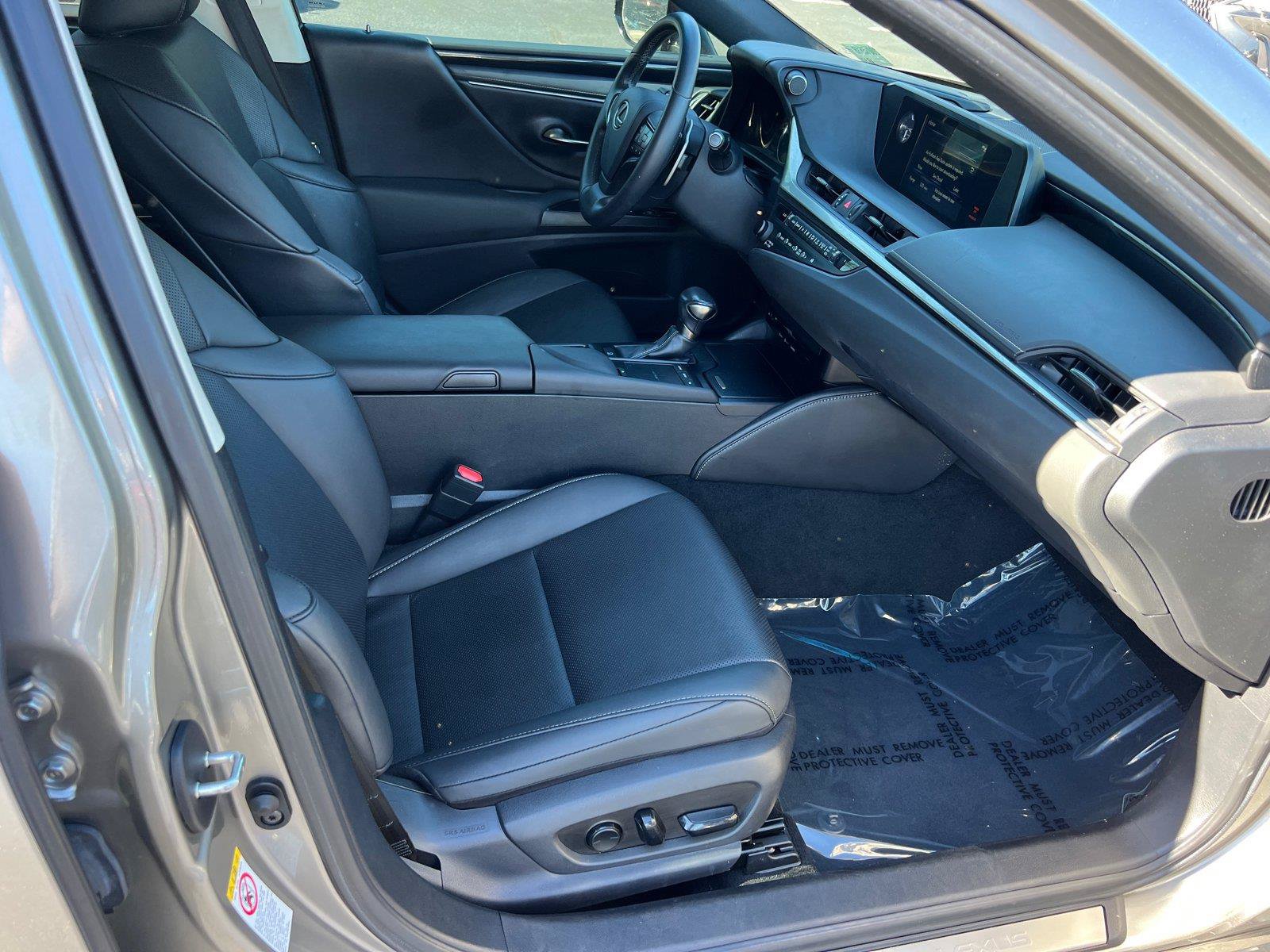 Used 2019 Lexus ES 350 w/ Accessory Package FWD image 13