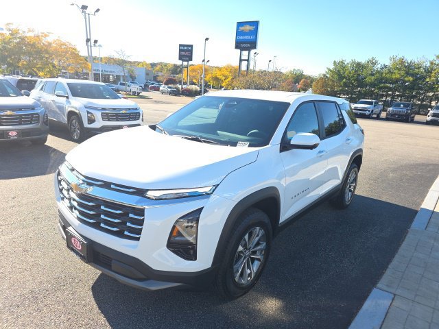 New 2027 Chevrolet Equinox LT w/ Convenience Package II AWD/4WD image 6