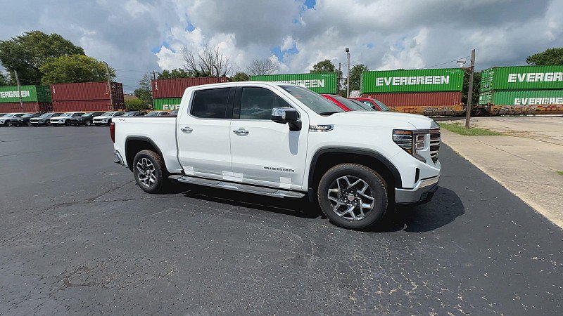 New 2026 GMC Sierra 1500 SLT w/ SLT Premium Package image 7