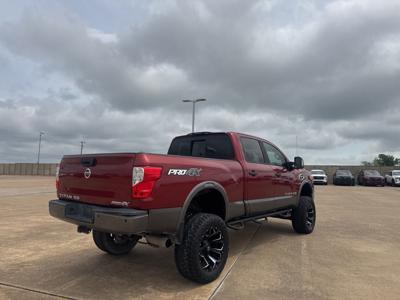 Used 2016 Nissan Titan PRO-4X AWD/4WD image 24