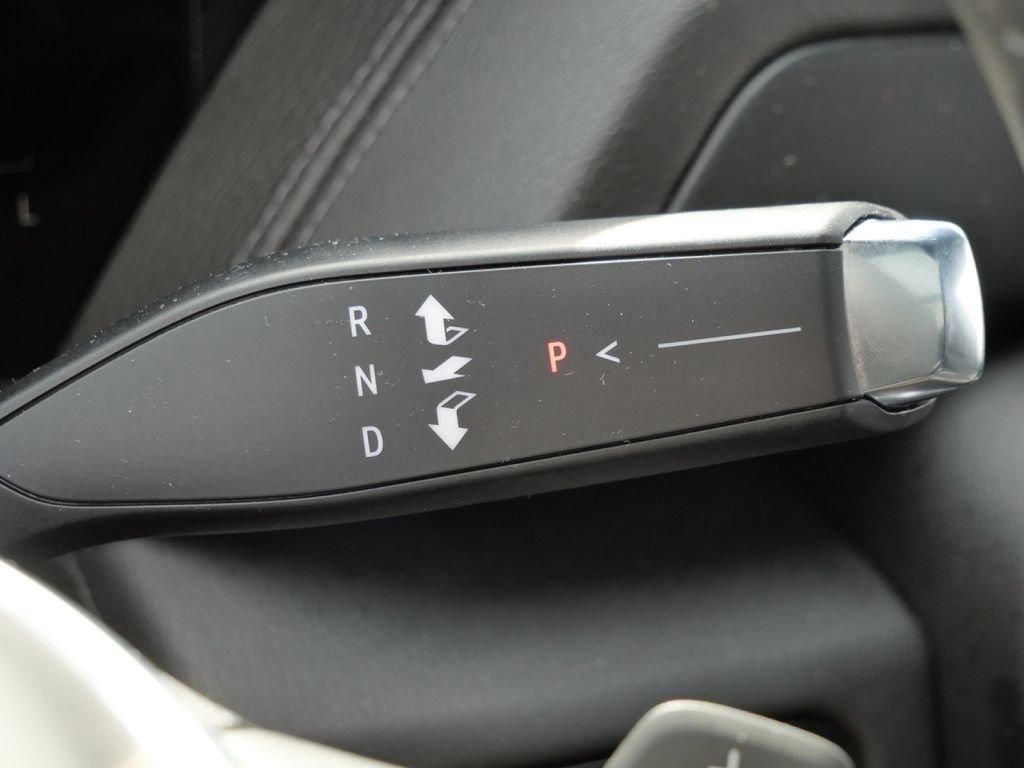 Used 2025 GMC Yukon Denali w/ Sun & Power Step Package AWD/4WD image 51