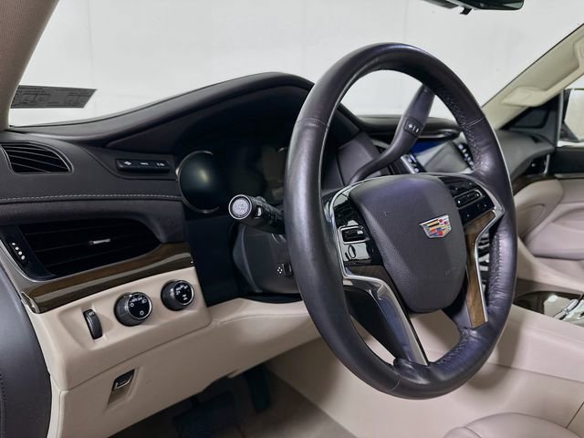 Used 2020 Cadillac Escalade Premium Luxury AWD/4WD image 10