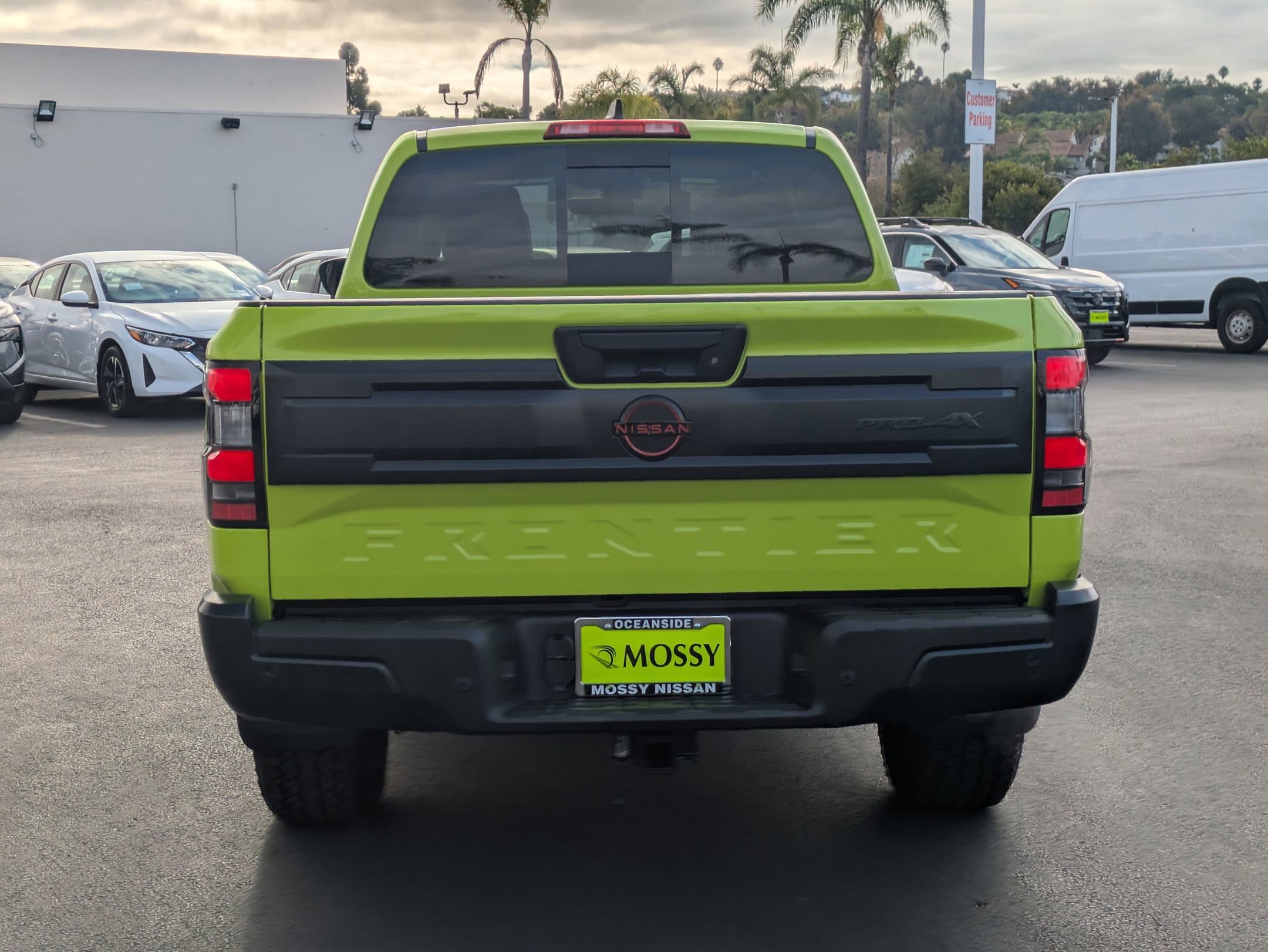 New 2026 Nissan Frontier PRO-4X w/ Pro Premium Package image 9