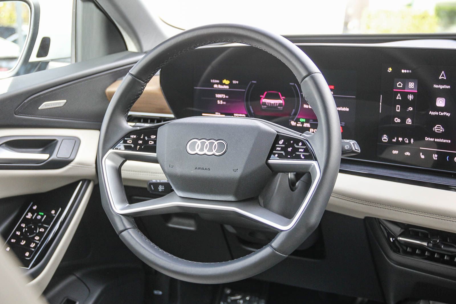 Certified 2025 Audi Q6 e-tron Premium Plus image 15