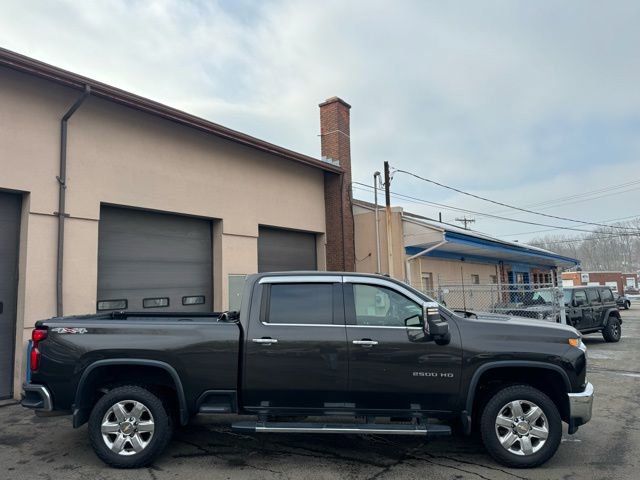 Used 2021 Chevrolet Silverado 2500 LTZ w/ LTZ Convenience Package image 4