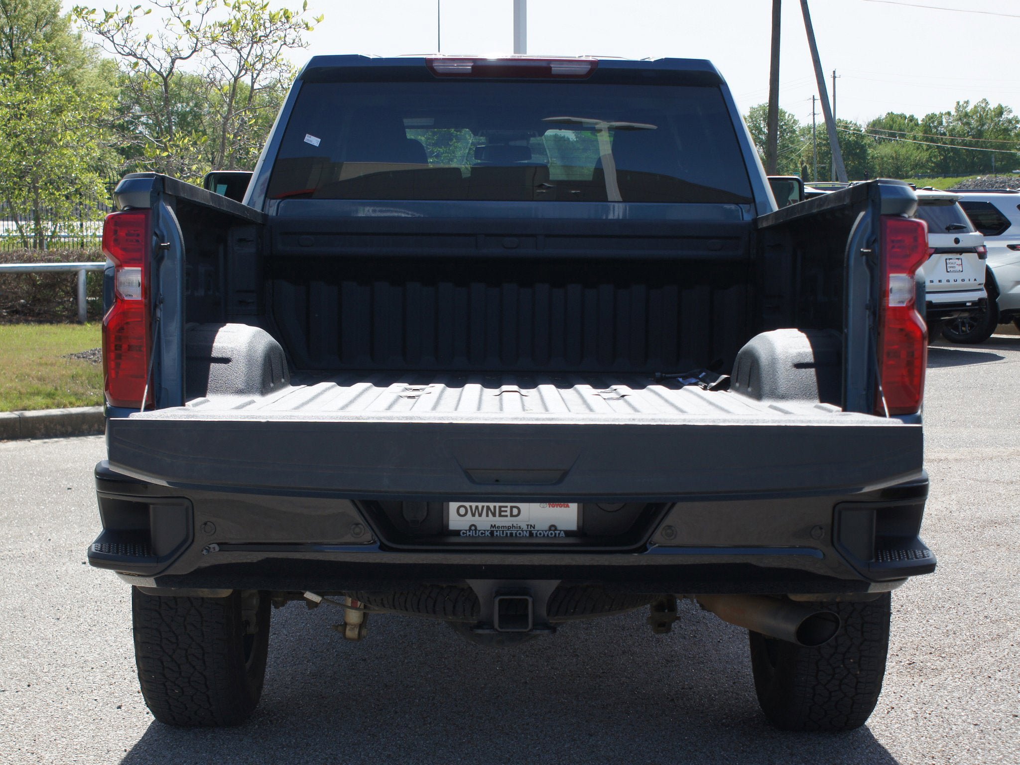 Used 2025 Chevrolet Silverado 2500 Custom w/ Custom Value Package image 13