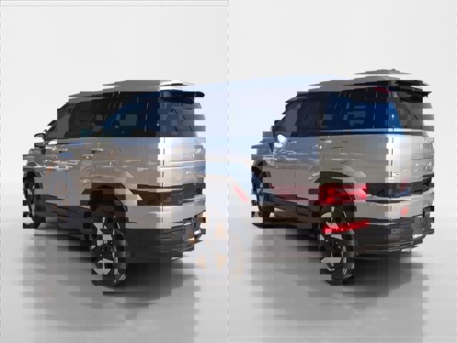 New 2026 Hyundai Santa Fe SE image 5