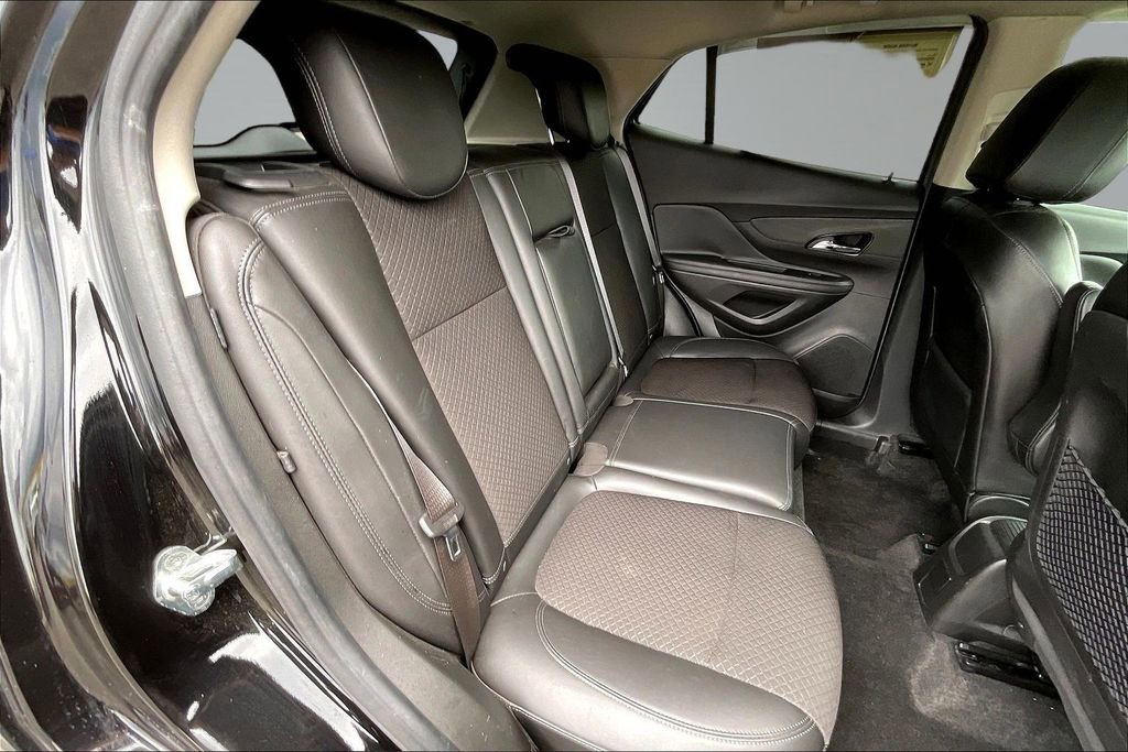 Used 2018 Buick Encore Sport Touring FWD image 27