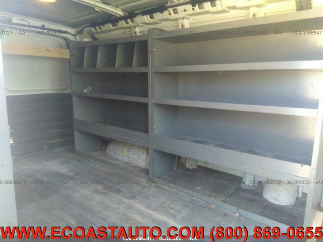 Used 2008 Chevrolet Express 2500 RWD image 9