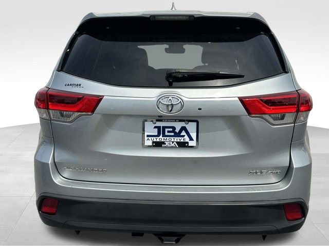 Used 2017 Toyota Highlander XLE AWD/4WD image 25