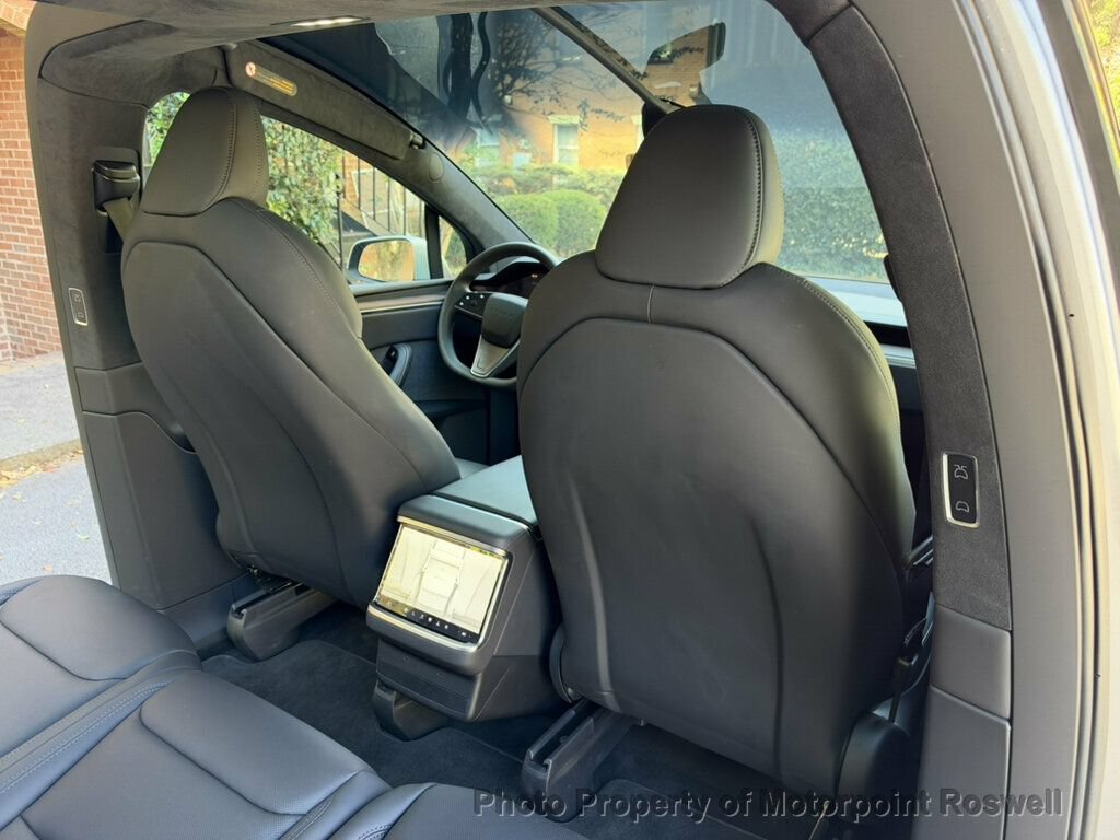 Used 2024 Tesla Model X AWD/4WD image 23