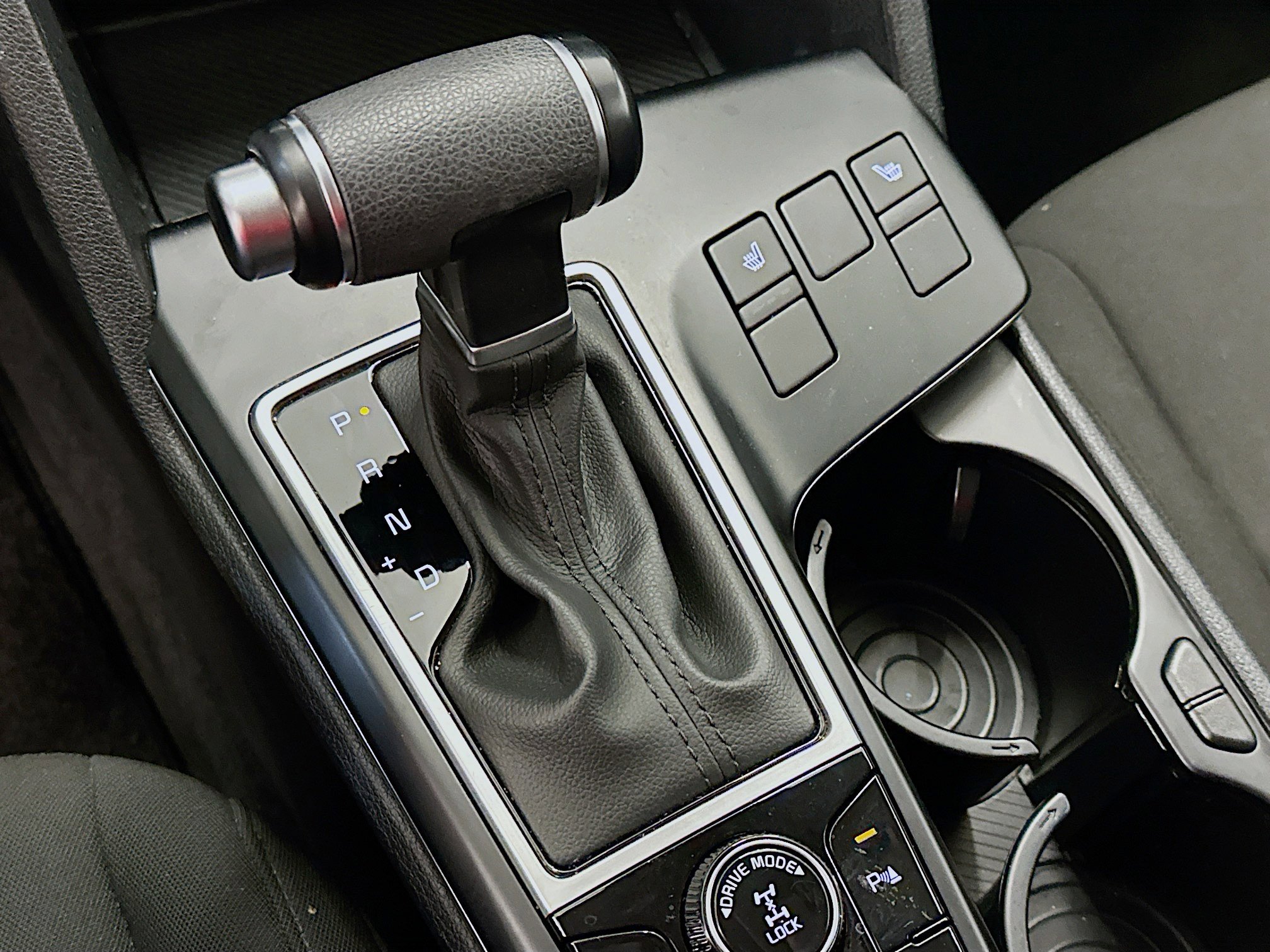 Used 2025 Kia Sportage LX image 24