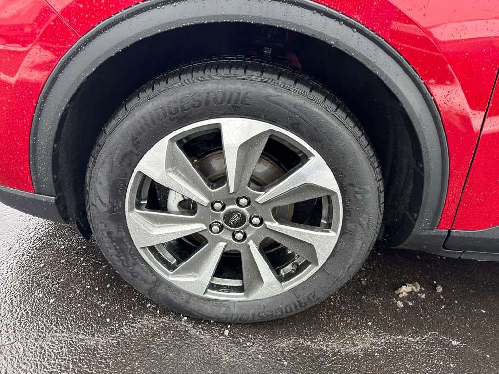 Used 2023 Ford Escape Platinum image 21