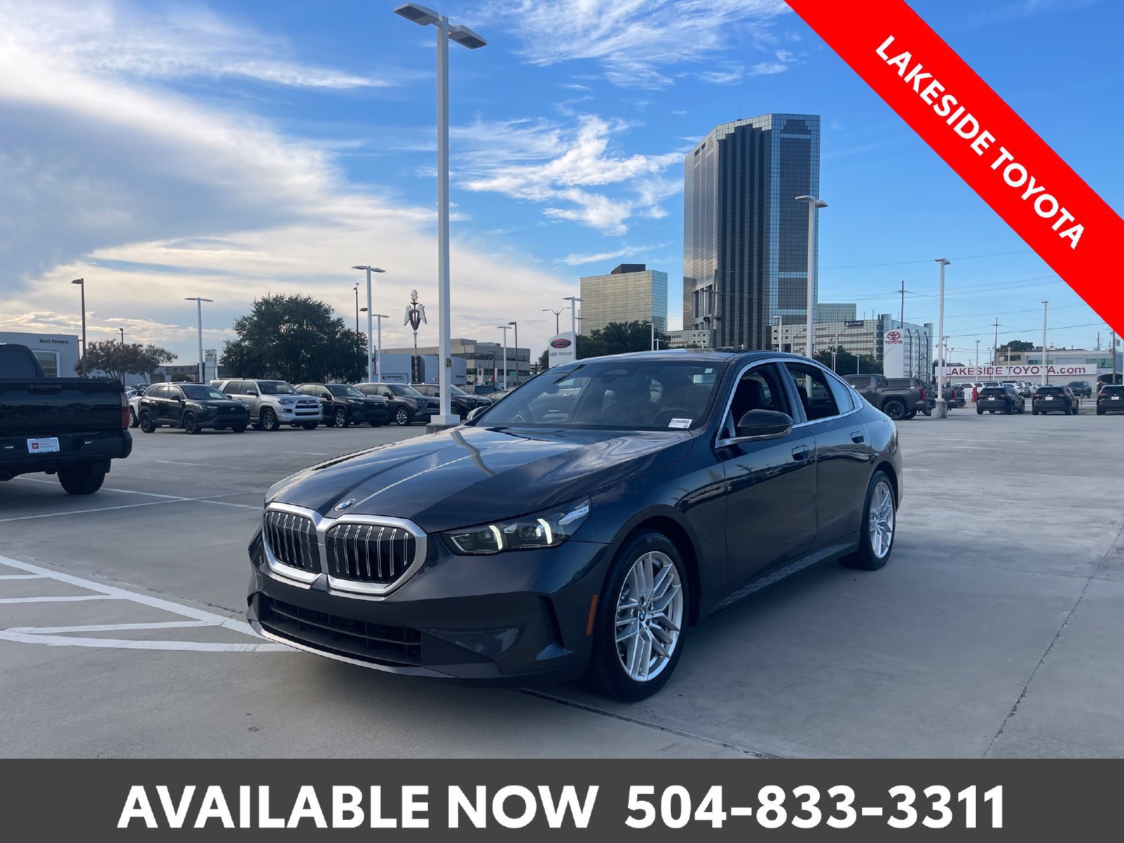 Used 2024 BMW 530i xDrive w/ Premium Package AWD/4WD image 2